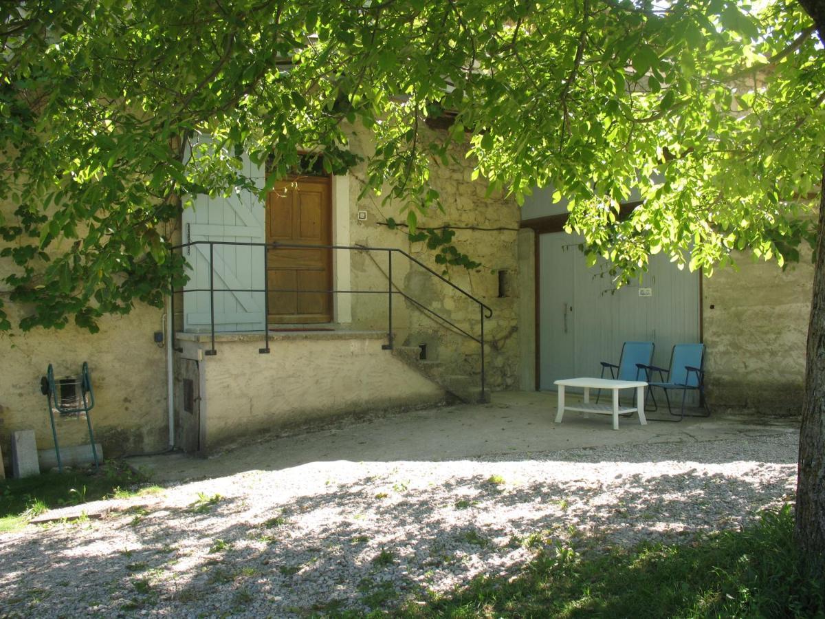 Le Moulin Bed & Breakfast Pradelle Exterior photo