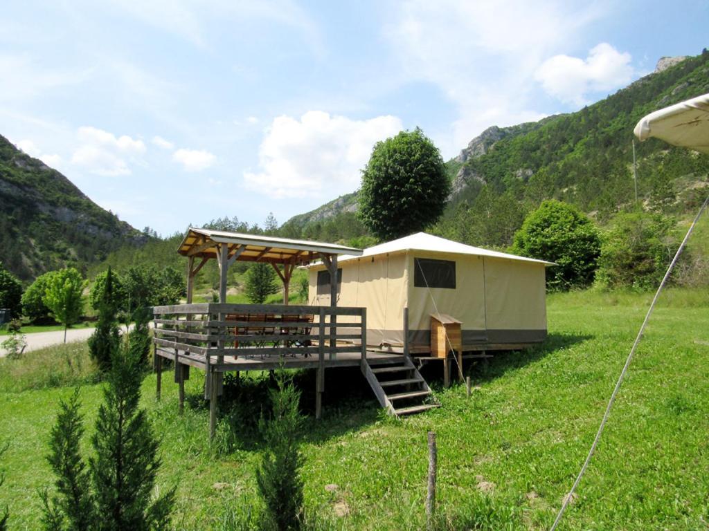 Le Moulin Bed & Breakfast Pradelle Exterior photo